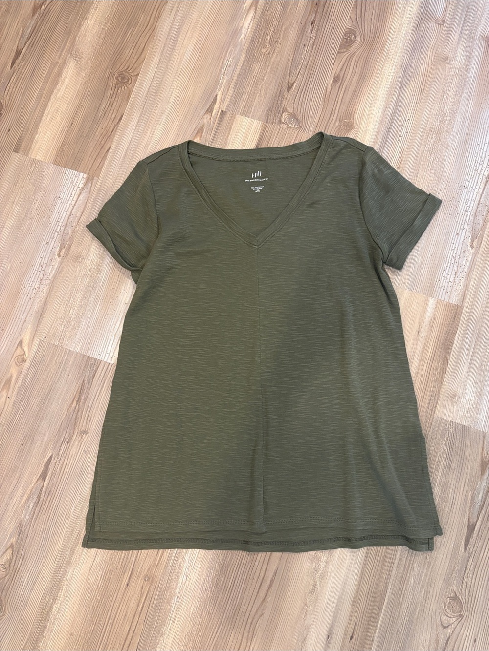 J. Jill Olive Green V-Neck Short Sleeve Tee